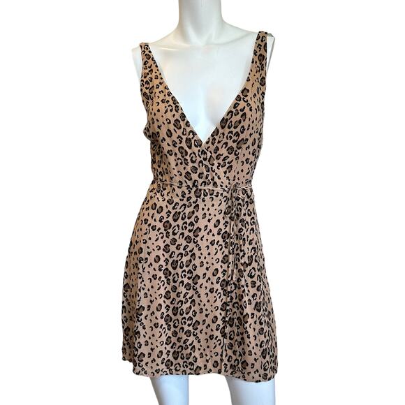 Reformation ANCHORAGE Feline Leopard Wrap Mini Dress sz XS - Picture 2 of 9